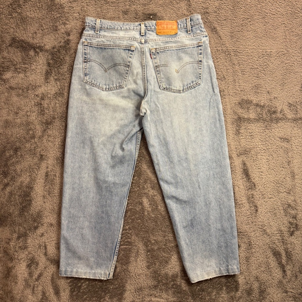 Vintage Levis 550 Relaxed Fit Tapered Leg Jeans Light Wash Made in USA 38x30